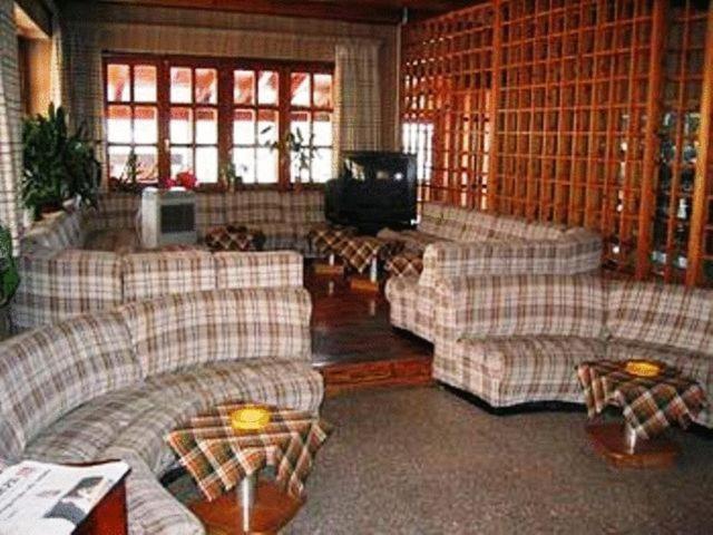 Hotel Quo Vadis None Luaran gambar